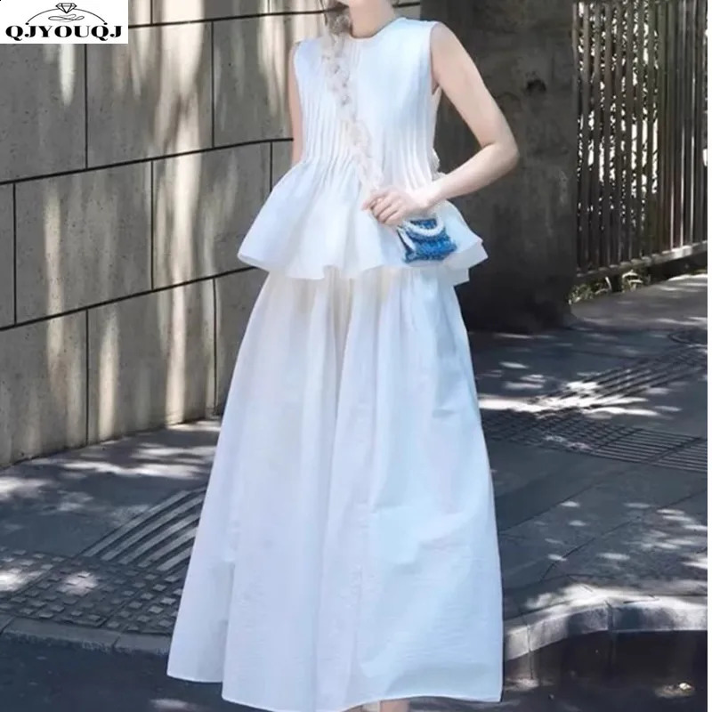 French Gentle Style Temperament Set Womens Summer First Love Sleeveless Top A-line Half Skirt White Two Piece Set 240823