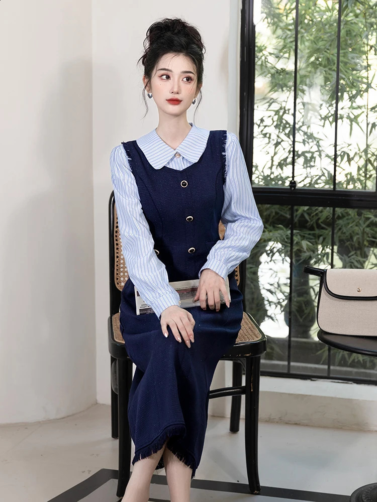 High Quality French Sweet Fall Winter Tweed Tassel Spliced Striped Long Dress Women Doll Collar Buttons Slim Party Clothes 240824