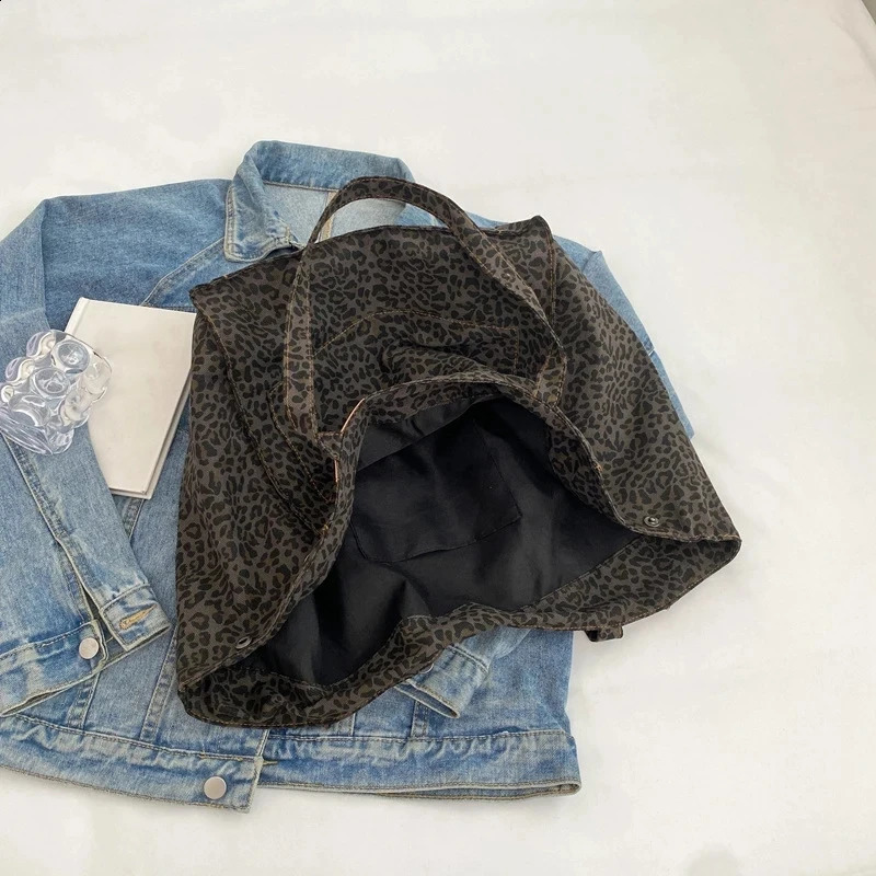 Oversized Leopard Prints Shoulder Bags For Women Deformable Canvas Large Capacity Shopping All Season y Handbags 240823