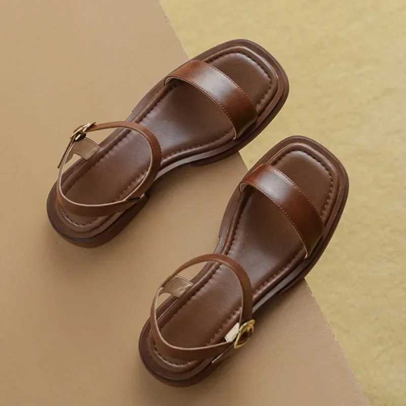 High Quality Summer Womens Sandals Luxury Leather Sandals Fashion Square Toe Open Toe Strap Sandals Comfortable Block Heel Platform Sandals T241227