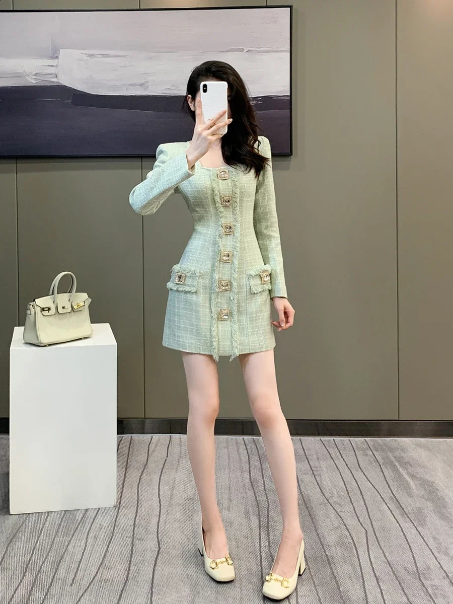 Socialite Elegant Tweed Long Sleeve Dress Womens Spring High-End Drill Buckle Square Collar Slim-fit Woolen Dresses 240824