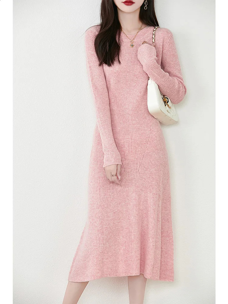 Womens Pure Wool Knitted Long Dress Round Neck Fishtail Skirt Slim Elegant Casual Fashionable Sweater Autumn/Winter 240824