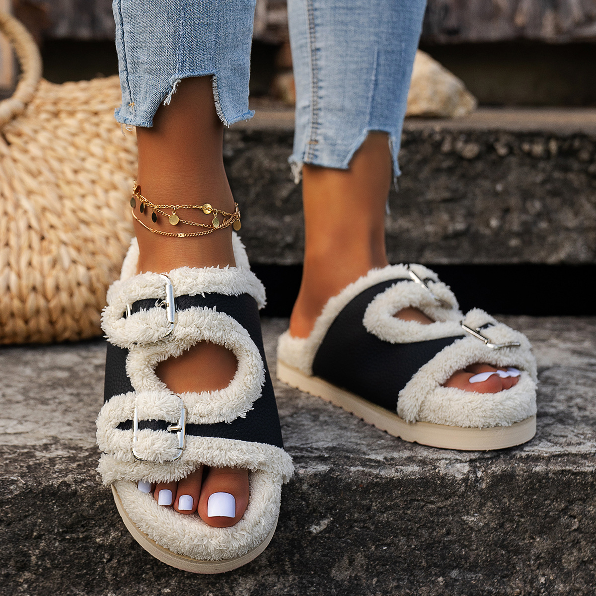 2024 Fashion Thick-soled Slippers Double Belt Buckle Plus Velvet New Style One-line Furry Slippers Lazy Double Buckle Thick-soled Women Shoes Outdoor 