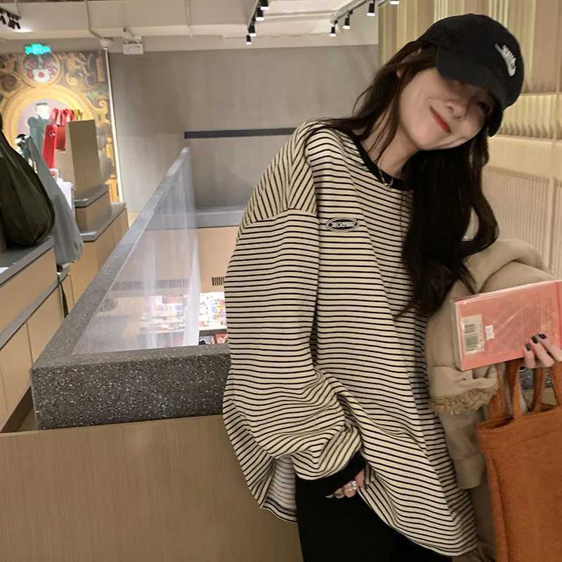 Women's T-Shirt Womens striped T-shirt womens O-neck long Sleve Korean black necklace womens summer/autumn clothing WYP6834 Y240824GDT5