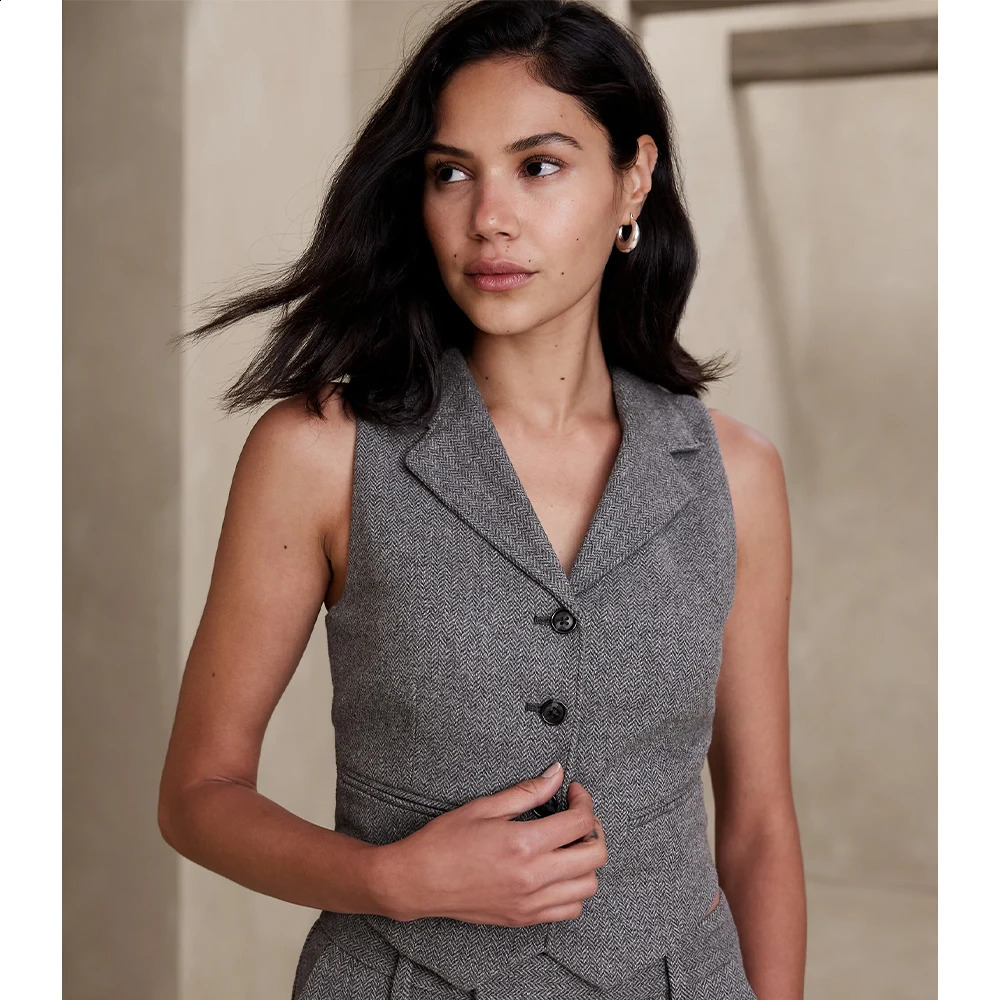 Herringbone Tweed Vest for Women Tailored Collar Slim Fit Womens Waistcoat Sleeveless Jacket Female Outerwear Jackets Knit Vest