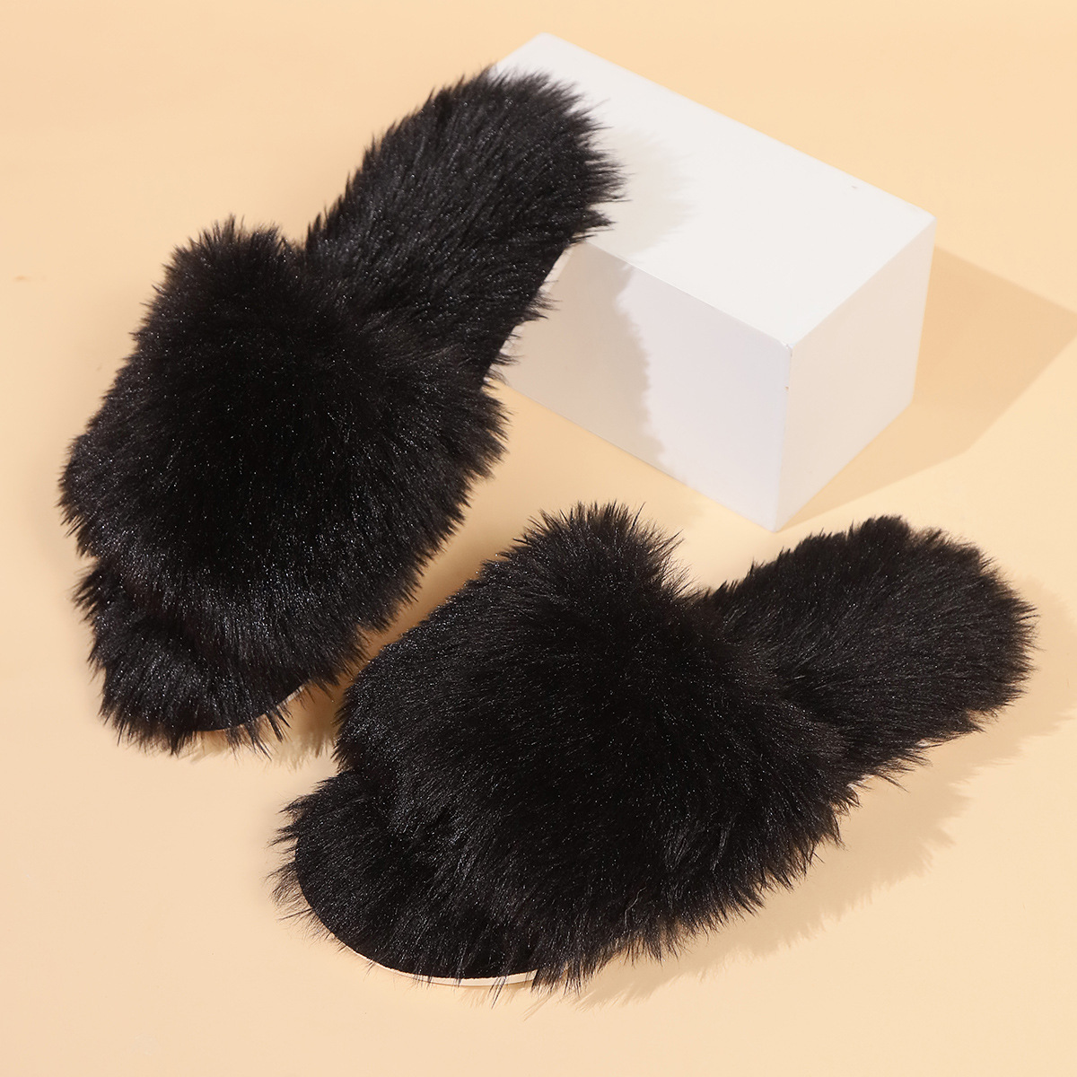 New Fashion Furry Slippers Women European American Thick-soled Warm Non-slip Cotton Slippers Thick-soled Platform Open-toed Girls Winter Indoor Comfor