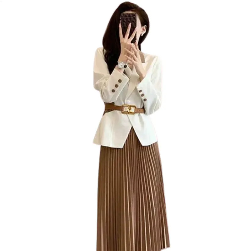 Winter Elegant Fashion Harajuku Slim Fit Matching Sets Loose Casual All Match Long Sleeve Suit Pleated Skirt Two Piece Set 240823