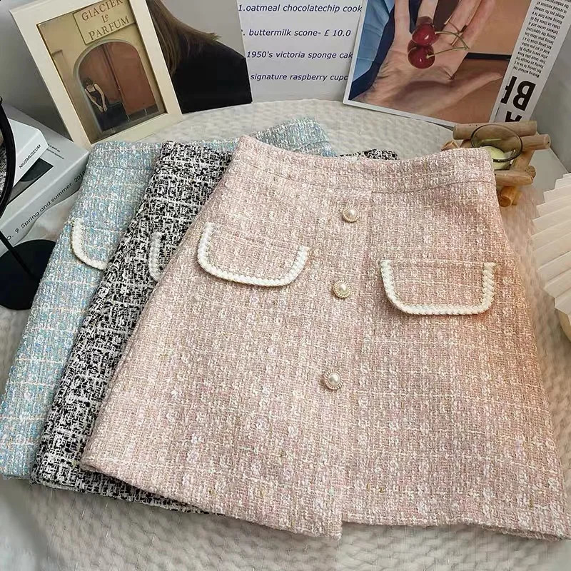 Elegant coarse woolen womens skiing sweet pearl button high waist weight loss autumn and spring plain wool mini Faldas T908 240823