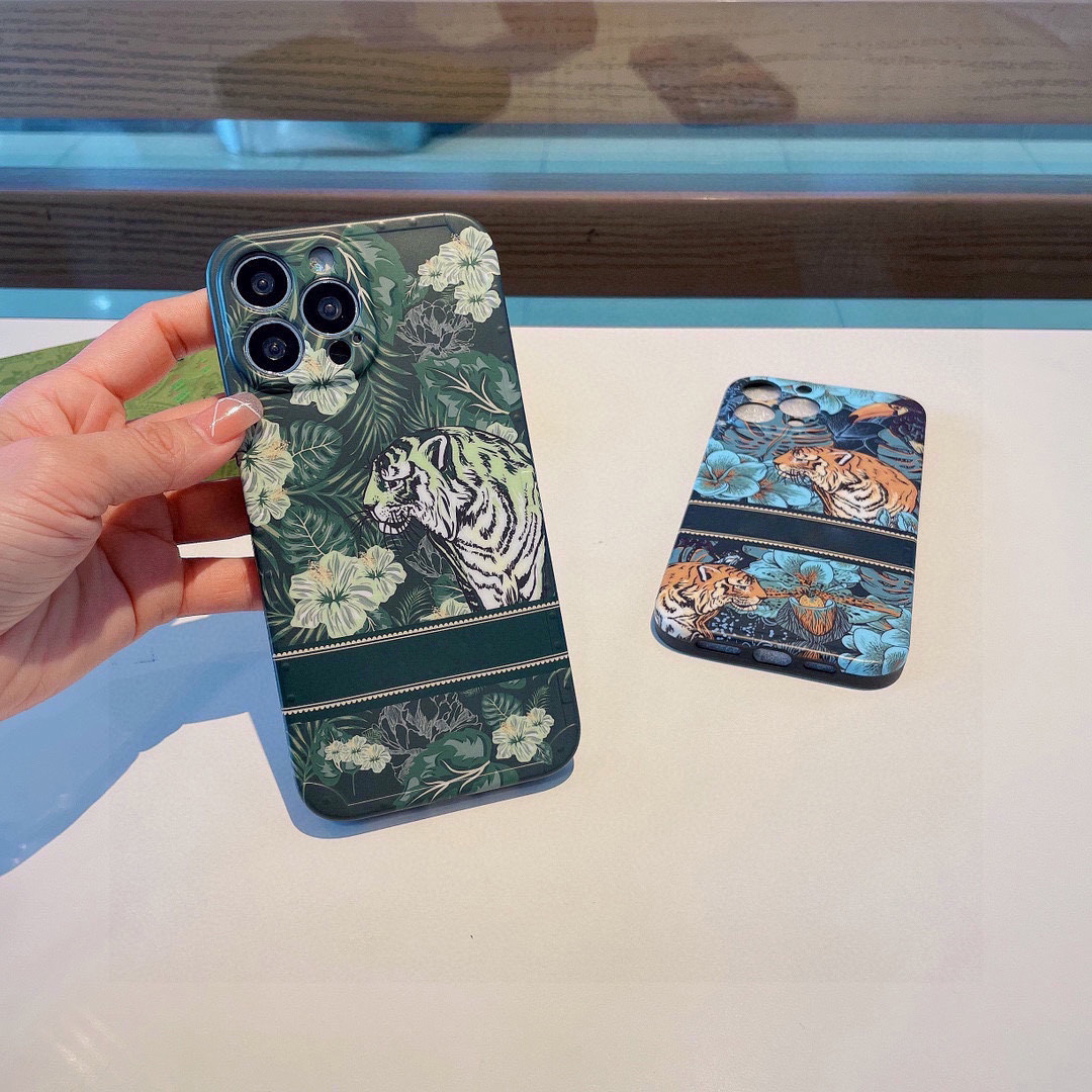 Forest Tiger Designer Phone Case for Apple iPhone 17 16 Pro Max 15 Promax 14 Plus 13 12 11 Luxury Green Flower Print Shockproof Soft TPU Shell Back Cover Coque Funda 55