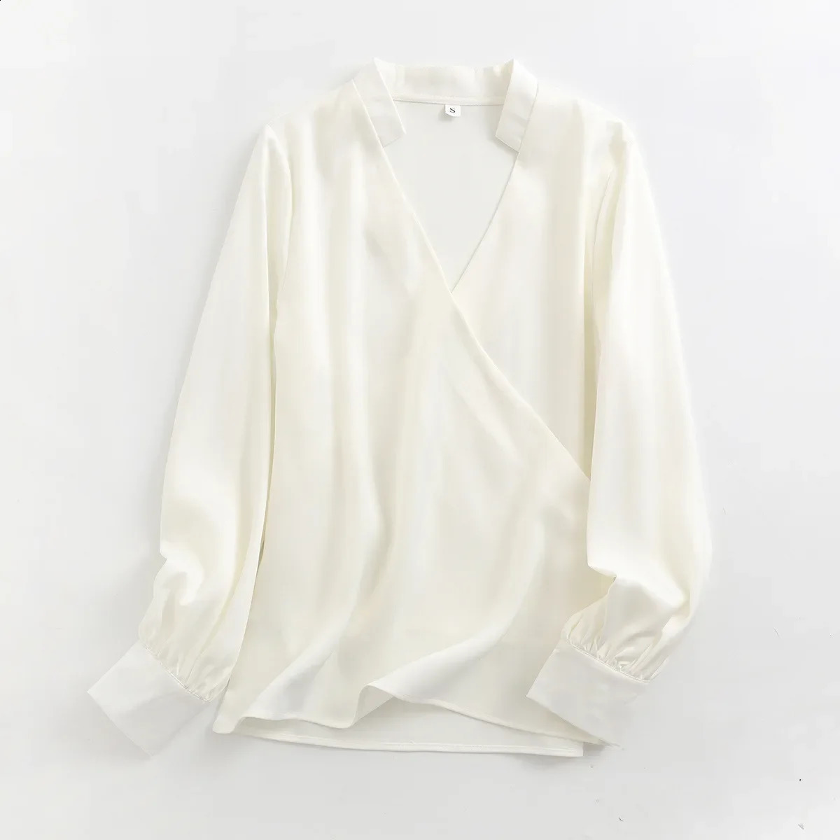 Womens white top satin shirt French highend Vneck bubble sleeve streetwear y ner clothing 240823