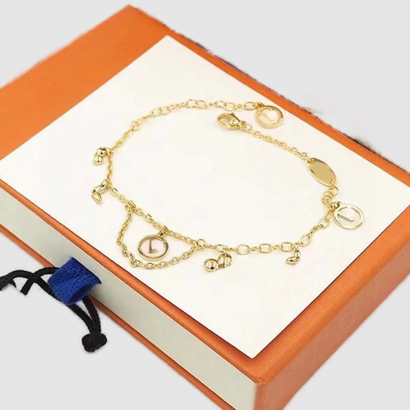 fashionable bracelet woman dia flower women bracelets jewelery vintage pure color pendant exquisite wedding charm