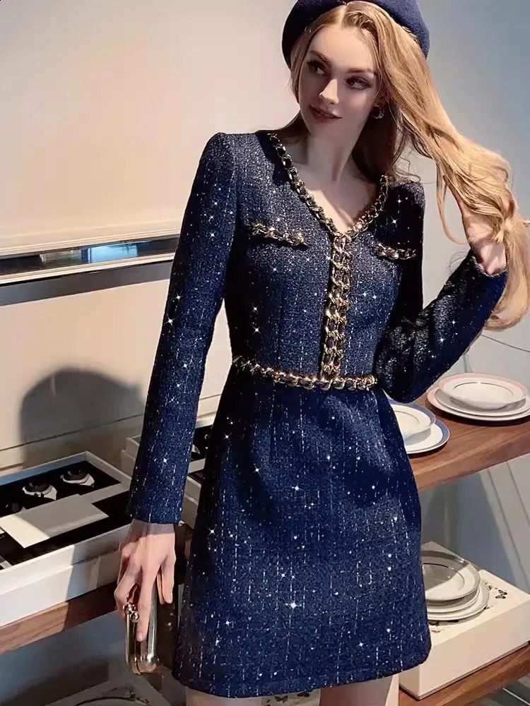 Autumn Elegant Women V Neck Slim Fit A Line Mini Tweed Dress Weave Chain Office Ladies Long Sleeve Dresses Fashion Party Dress 240824