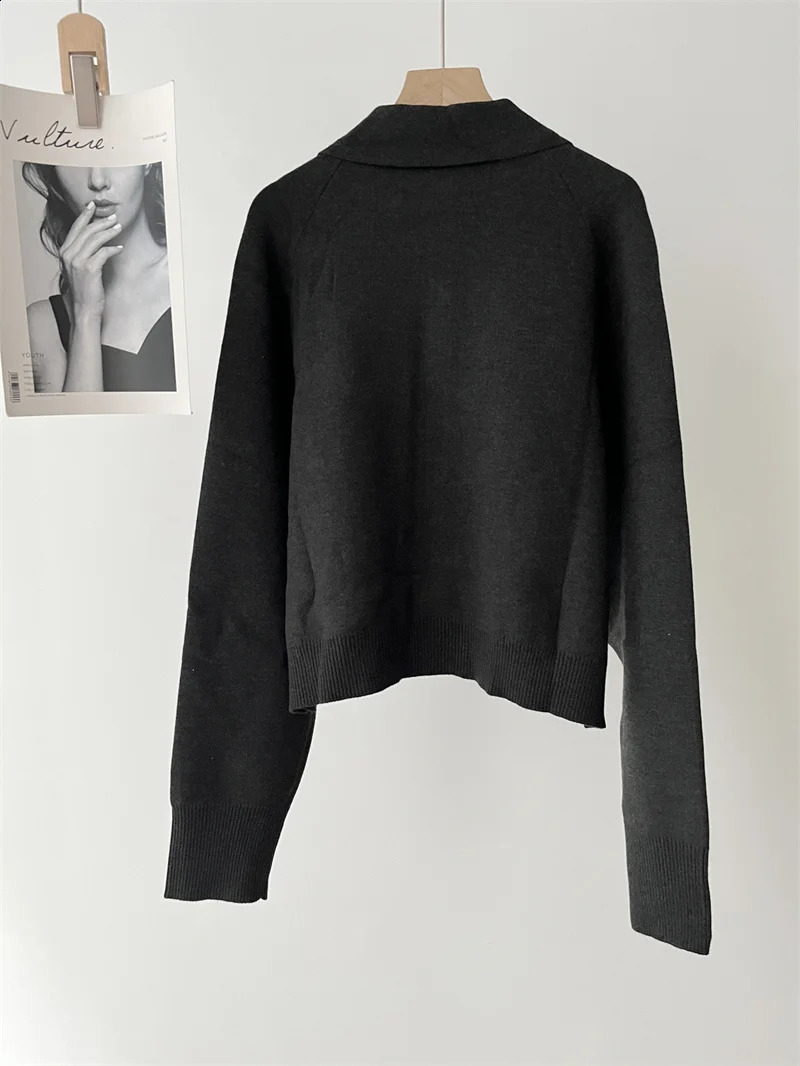 Womens Casual Long Sleeve Zipper Cardigan Coat Early Autumn Turn-Down Collar Short Knitted Jacket Knitwear for Ladies 240824