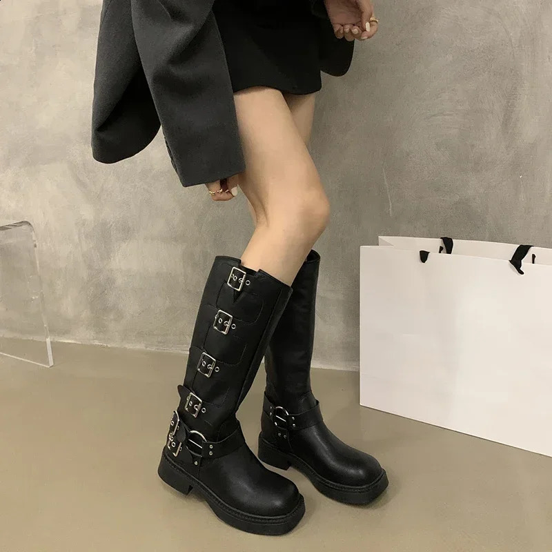 Square toe womens western cowboy boots fashionable buckle knight boots autumn womens low boots 240823