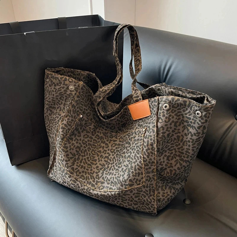 Oversized Leopard Prints Shoulder Bags For Women Deformable Canvas Large Capacity Shopping All Season y Handbags 240823