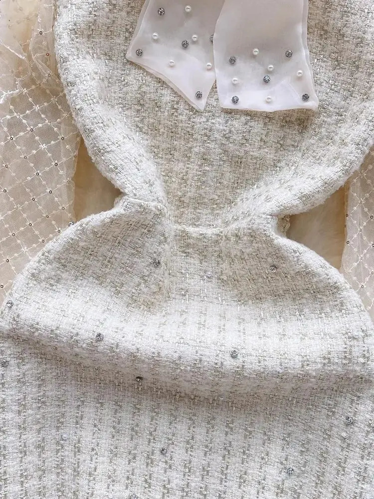 Spring Elegant Beige Lace Mesh Plaid Embroidery Ruffles Long Sleeve Stitching Tweed Bow Pearls Beading Woolen Mini Dresses 240824