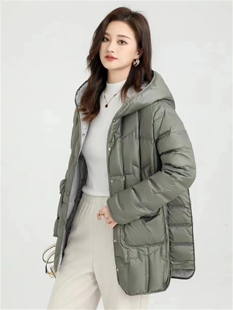 Autumn and winter womens mid length hooded inflatable coat ultra light white duck down jacket single chest park 240823