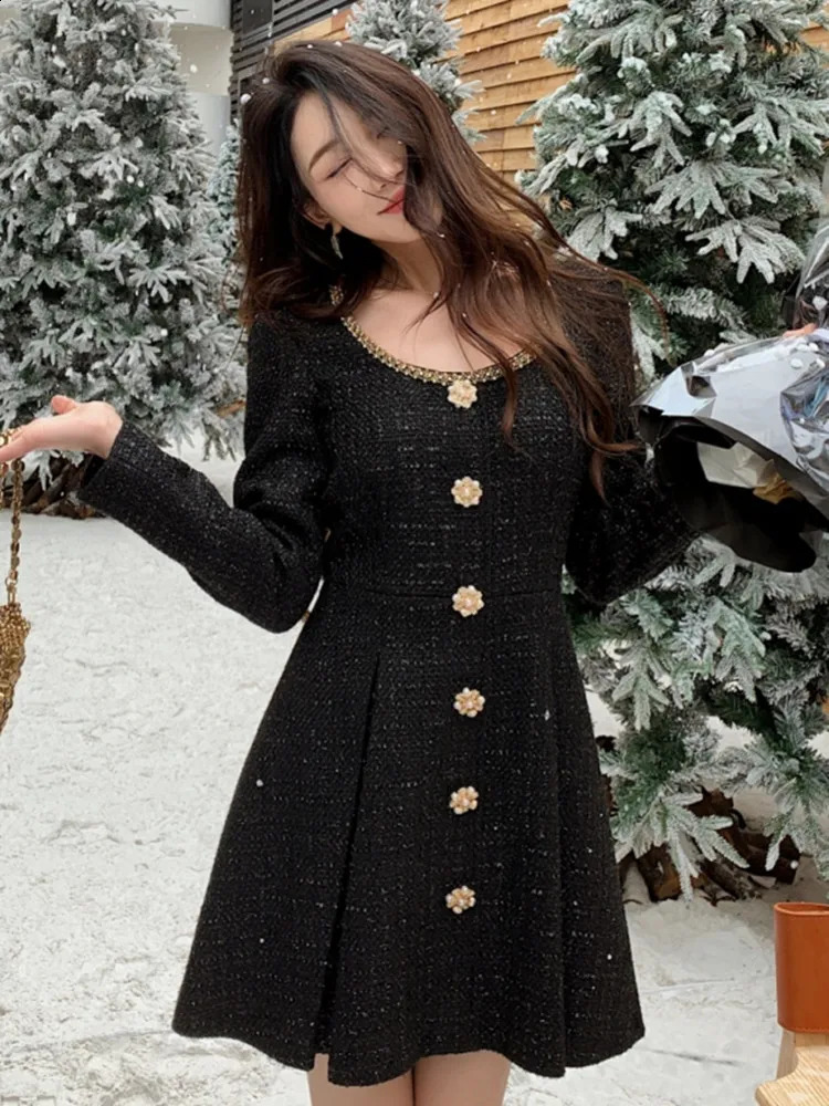 Beading Pearl Rhinestone Decoration Women Zipper Dress Classic Black Tweed O-Neck Female Long Sleeve Spring Mini Robe 240824