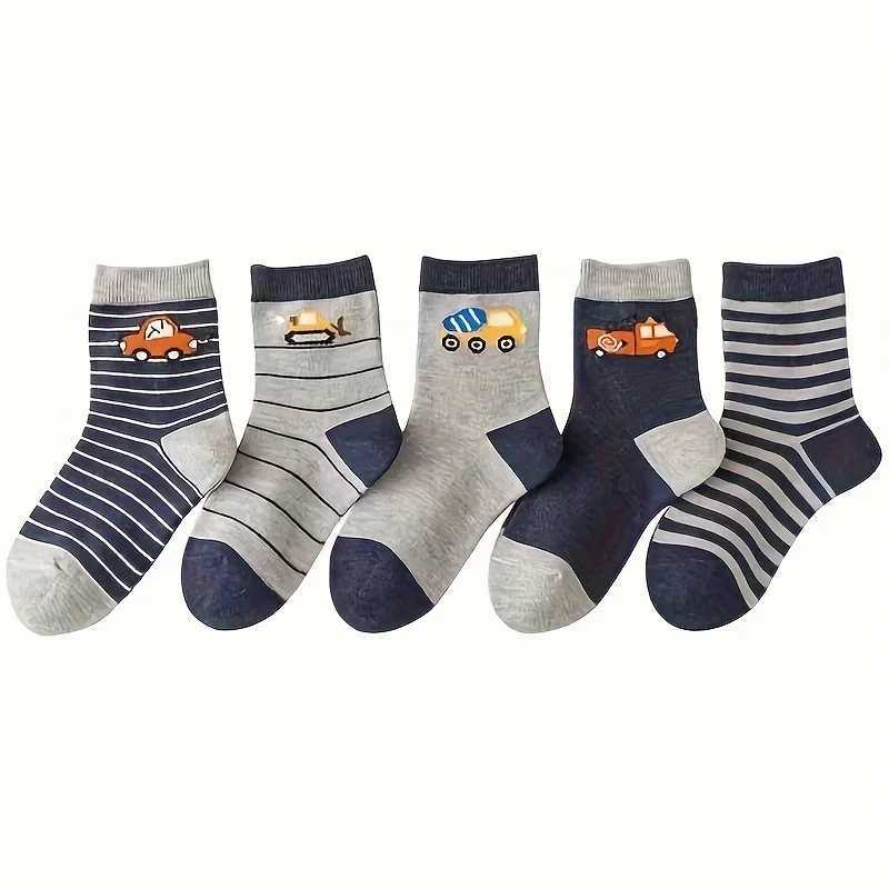 Childrens car cartoon stripe pattern mid tube socks are comfortable breathable highly elastic sweat absorbing and odor resi CL240824