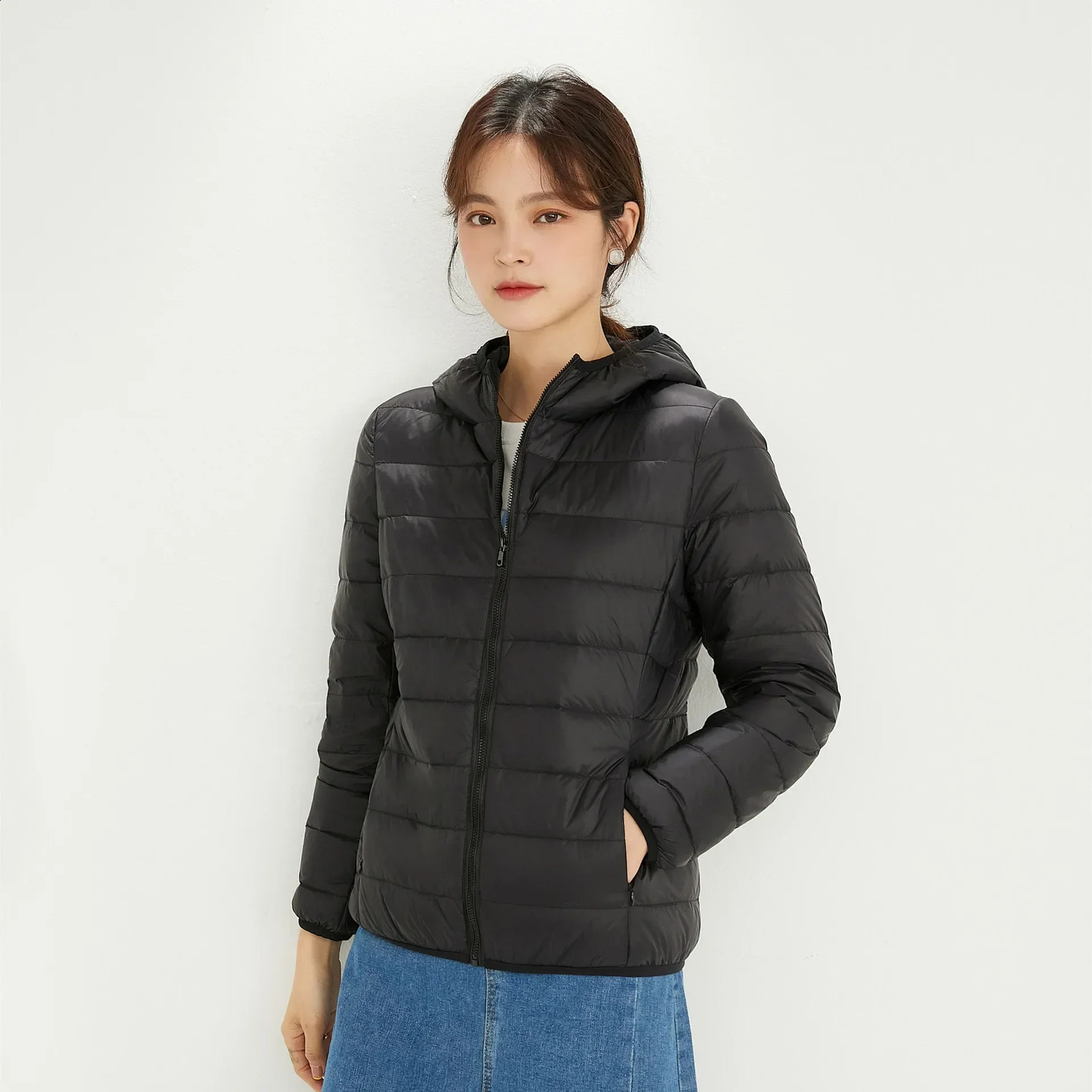 Winter and Autumn Womens White Duck Down Jacket Inflatable Warm Black Coat 240823