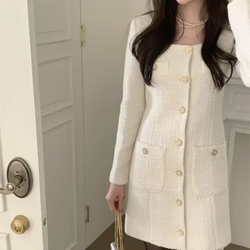 Retro High Quality Elegant Tweed Dress Women Square Collar Long Sleeve Buttons Pocket Mini Party Dresses Korean Fashion Vestidos 240824