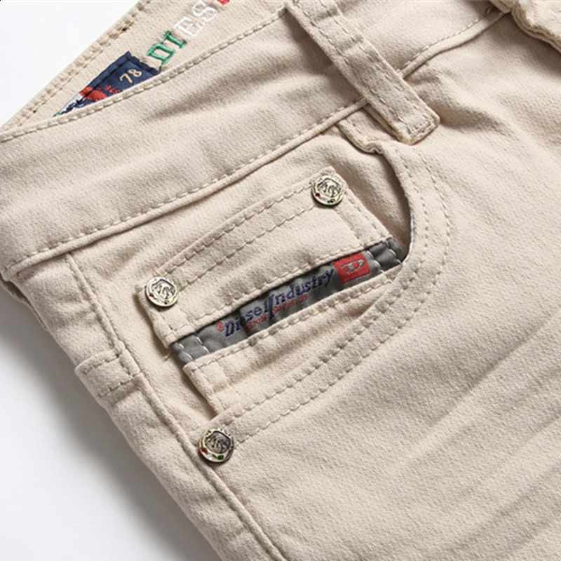 Mens Jeans Simple Atmosphere Pure Color Casual Trousers Midwaist Embroidery Fashion Denim Pants Slim Stretch Streetwear 240824