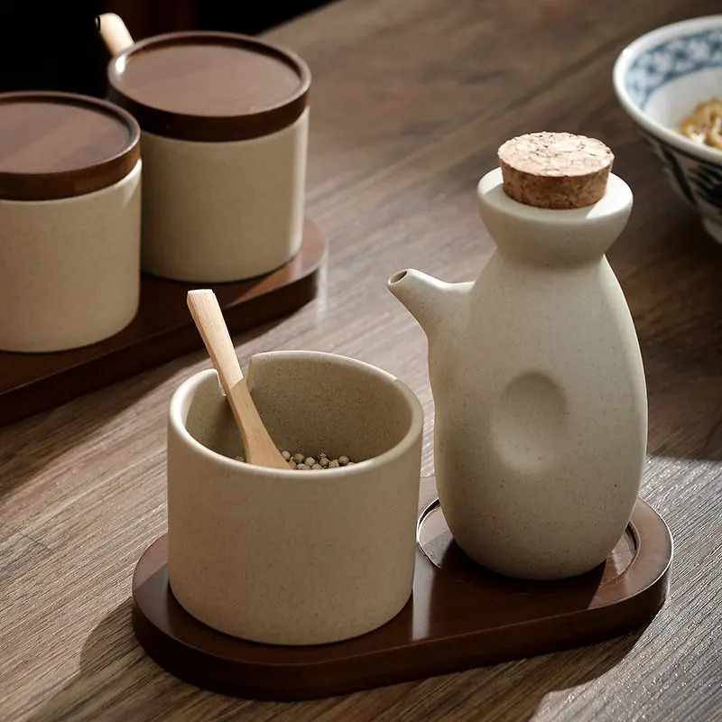 Simple Ceramic Oil Pot Kitchen Household Soy Sauce Pot Vinegar Bottle Seasoning Bottles Seasoning Jar with Lid Kitchenware Set 240823