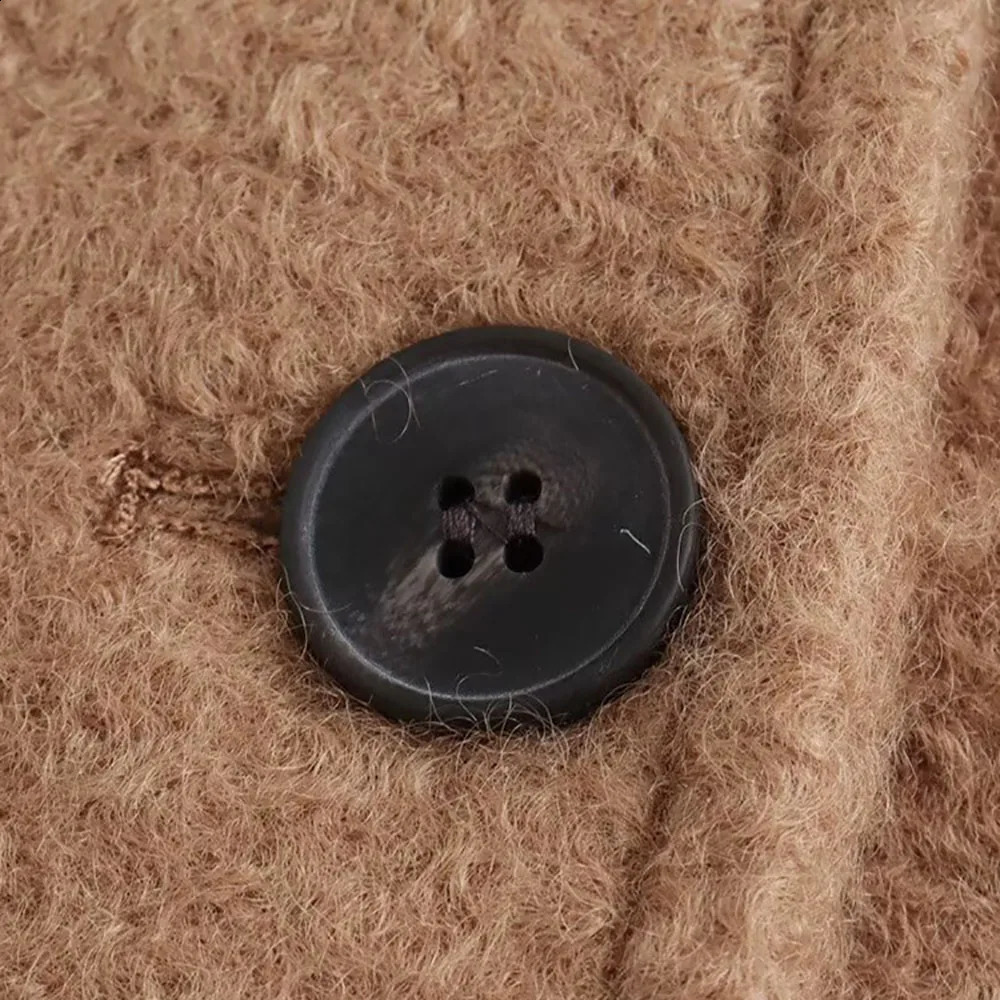 Womens autumn and winter thick long coat retro Vneck sleeved pocket jacket fashionable elegant womens 240823