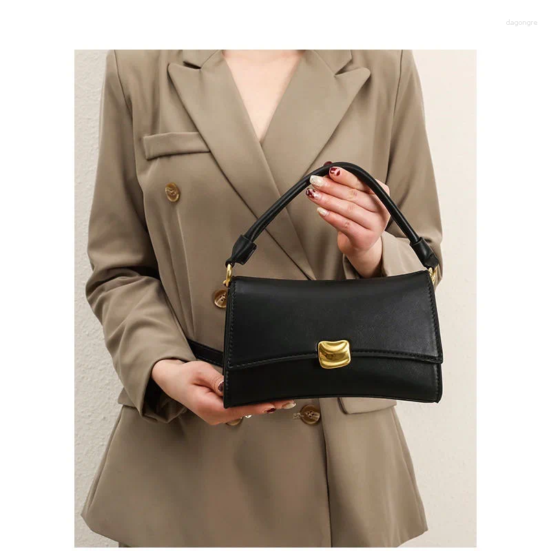 2025 NEW Shoulder Bags Small Square Bag Women's Advanced Sense Black Axillary Retro Fashion Trend Leisure Versatile Crossbody zhanyishengli