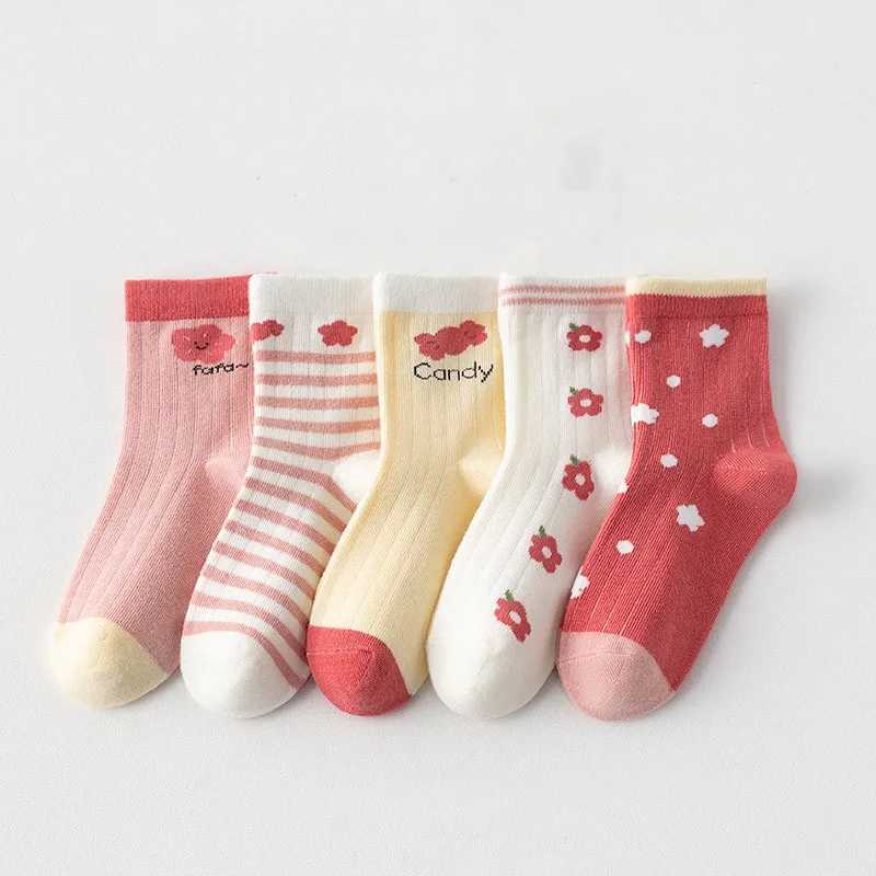 5 Pairs/Lot Kids Soft Cotton Socks Korean Love Heart Flower Print Baby Girl Socks Autumn Winter Warm Children Middle Tube Socks CL240824
