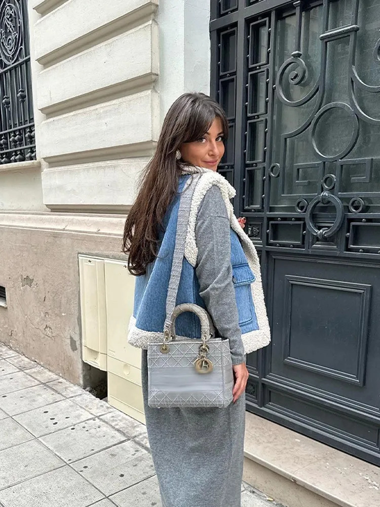 Faux Lamb Wool Denim Vest Women 2023 Autumn Winter DoubleFaced Sleeveless Lapel Pocket Waistcoat Female Fashion Patchwork Tops 240823