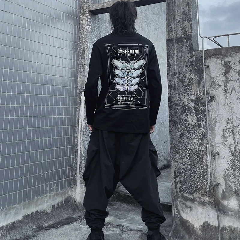 SpringAutumn Mens Punk Style Techwear Tshirt Y2K Technology Geometric Printed Long Sleeve Top Camisetas 240823