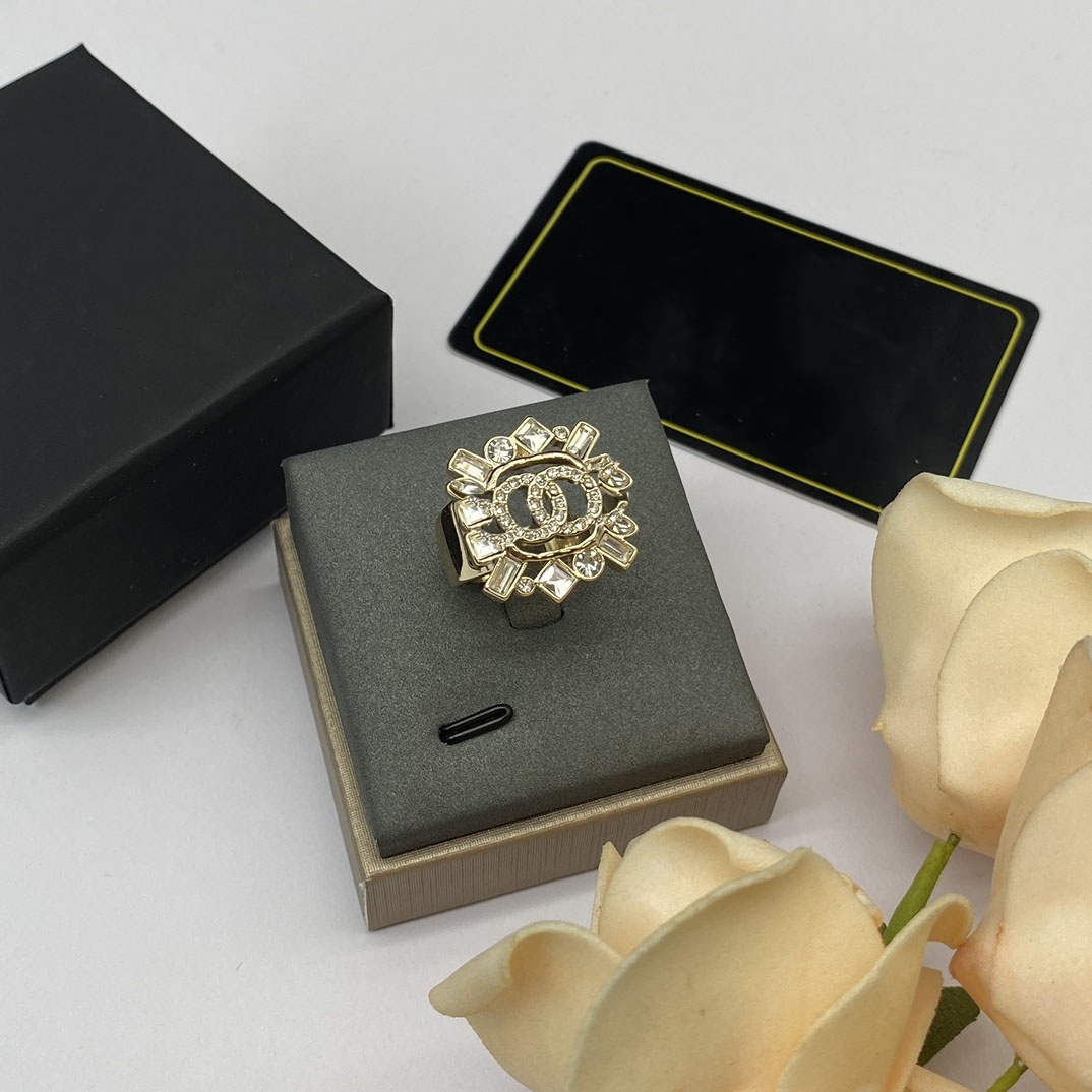 Designer Ring Wedding Ring Women Gift Love Romantic New Jewelry Design Party Wedding Ring Jewelry Wholesale Birthday party gifts