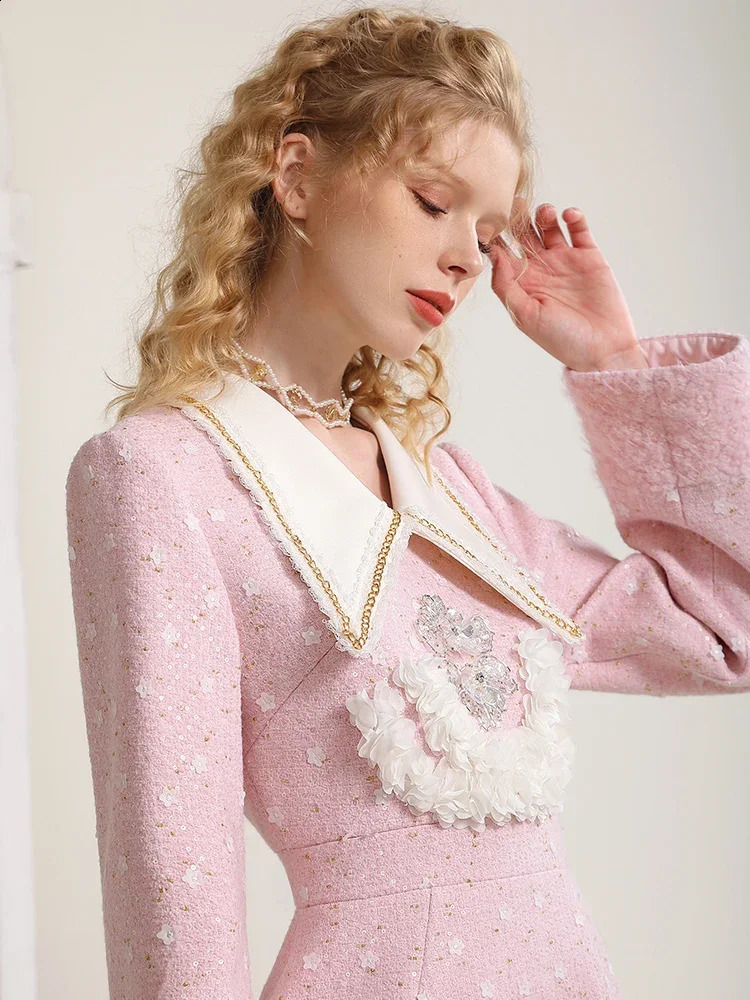 Sweet Pink Jacquard Diamond Decorations Lace Slim Waist Tweed Dress Fall Winter Lapels Long Sleeve Slim Fit Short Dress Lady 240824
