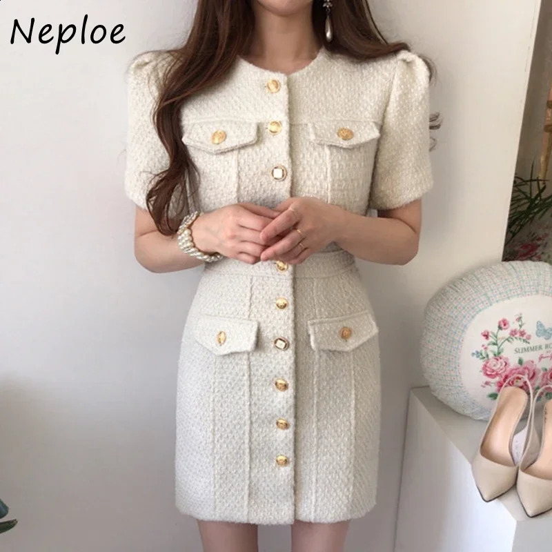 French Temperament Round Neck Robe Femme Chic Metal Buckle Slim Vestidos Mujer Short Sleeve Tweed Bodycon Dress Women 240824
