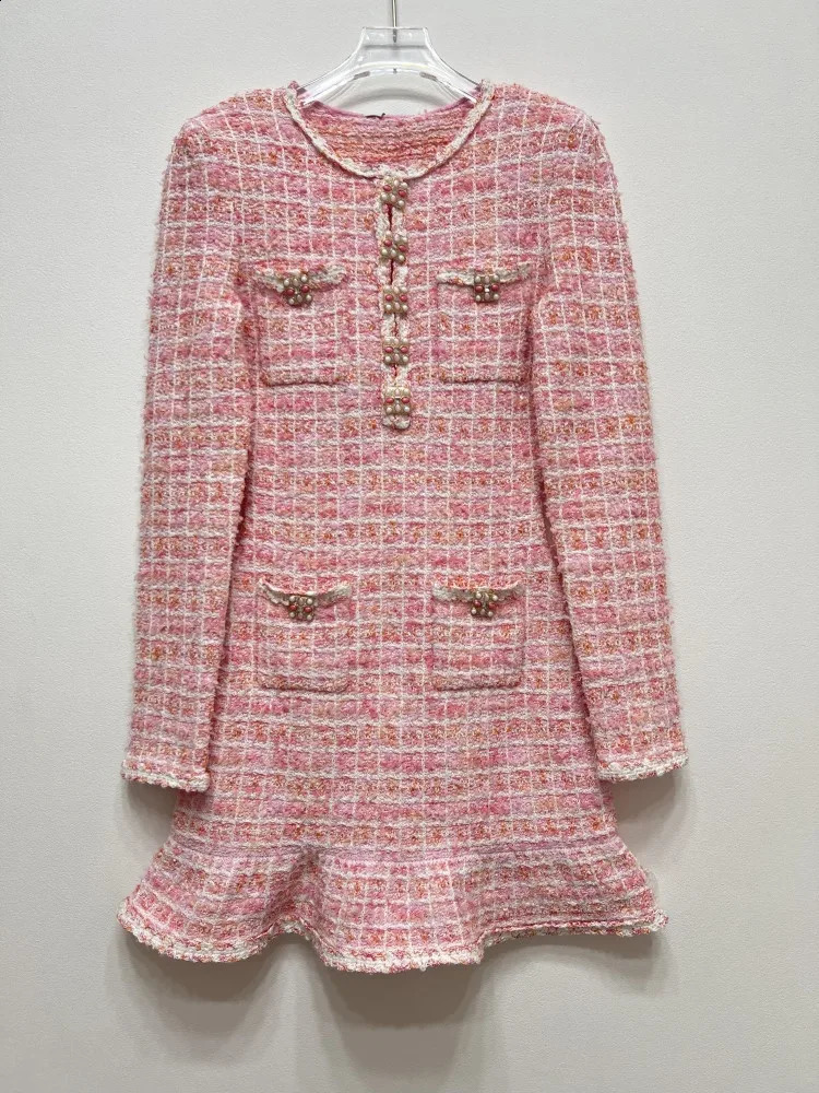 Women Round Neck Pink Tweed Mini Dress Spring Ruffles Sweet Ladies Long Sleeve Plaid Knit Robe 240824