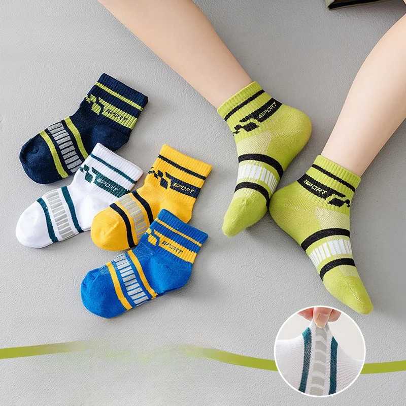 10 pairs of kidsrens socks summer thin mesh socks boys socks girls mid-calf socks breathable sweat-absorbent cotton socks CL240824
