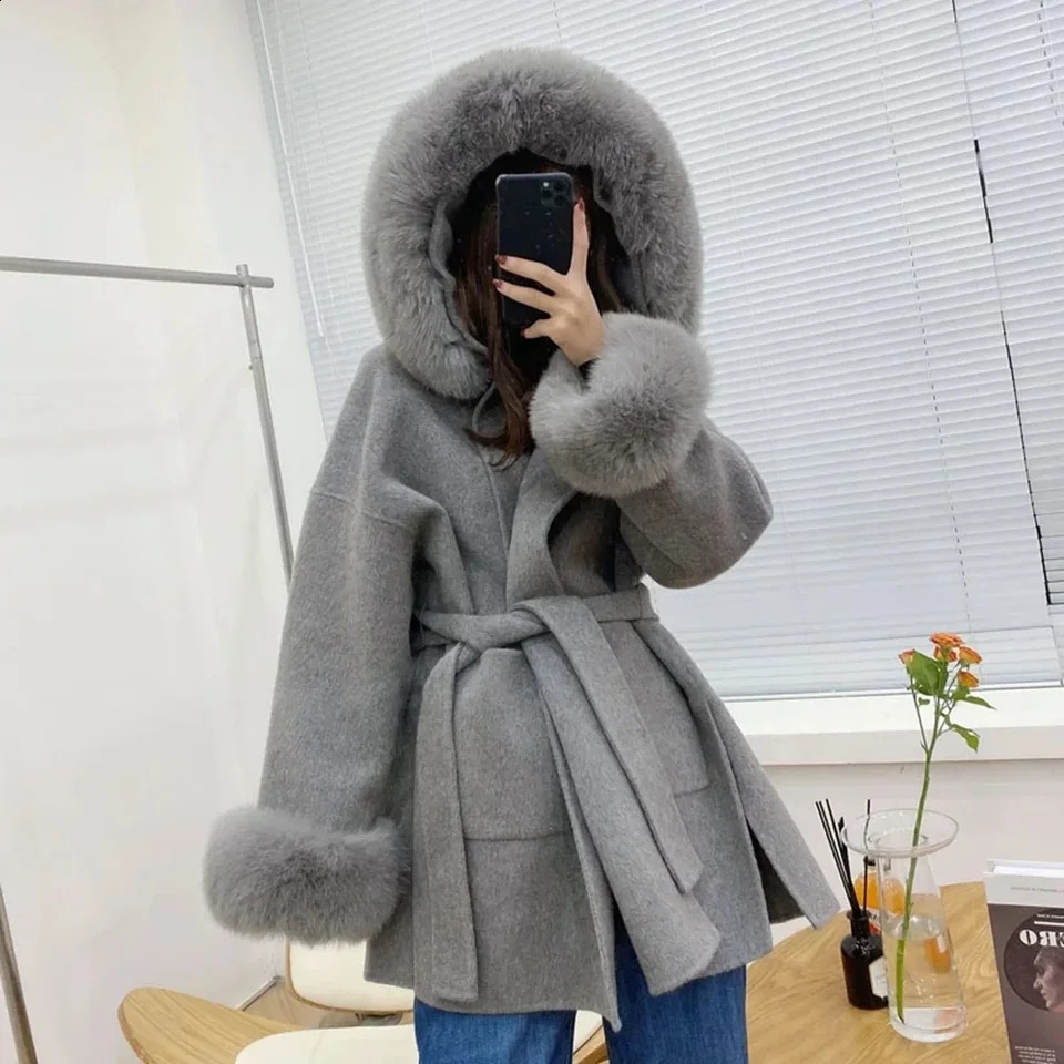 Fashion Faced Wool Ladies 2024 Winter Jacket Hooded Coat Womens True Fox Fur Coat Sleeveless Cashmere Two tone 240824