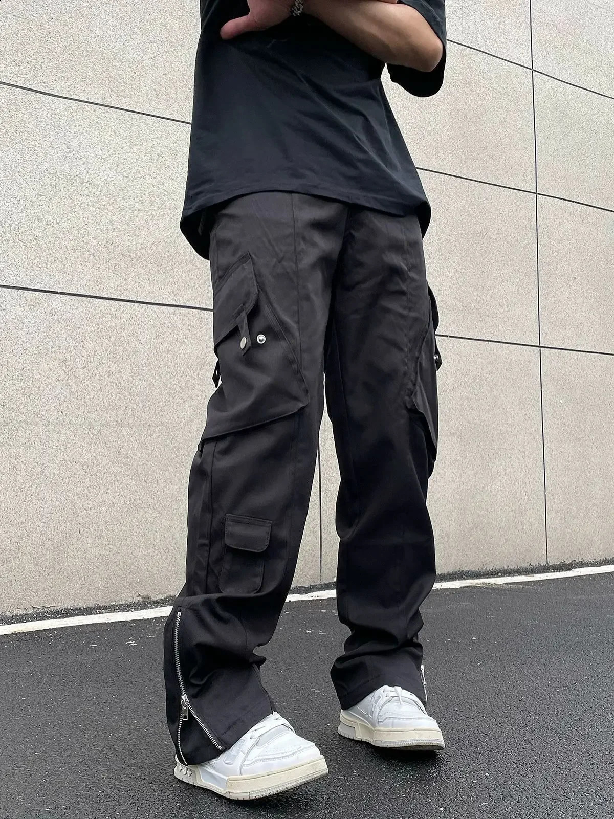 Mens Loose Straight Leg Casual Pants American Style High Street Vibe Zipper Cargo Misty Wind 240823