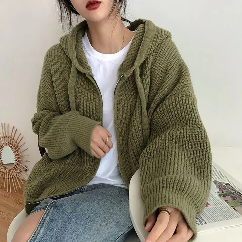Japanese Retro Hooded Knitted Cardigan Female Autumn Winter Zipper Pockets Sweater Coat Women Casual Loose Solid Knitwear Woman 240824