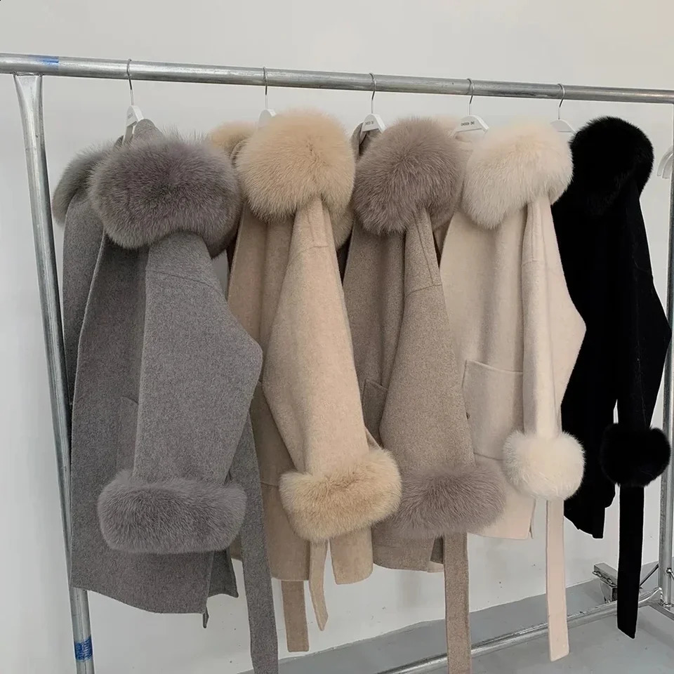 Fashion Faced Wool Ladies 2024 Winter Jacket Hooded Coat Womens True Fox Fur Coat Sleeveless Cashmere Two tone 240824