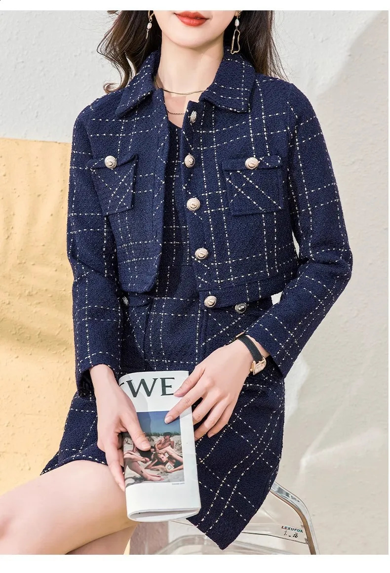 Xiaoxiangfeng celebrity temperament long-sleeved tweed jacket two-piece waist vest hip-covering dress for women 240824