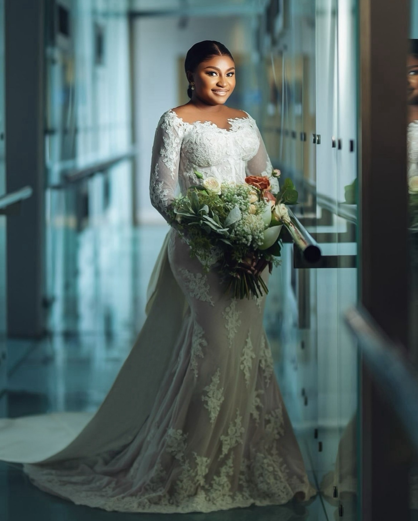 African Aso Ebi 2024 Luxurious Ivory Mermaid Wedding Dress Sheer Neck Full Sleeves Vintage Elegant Bridal Gowns Dresses ZJ221