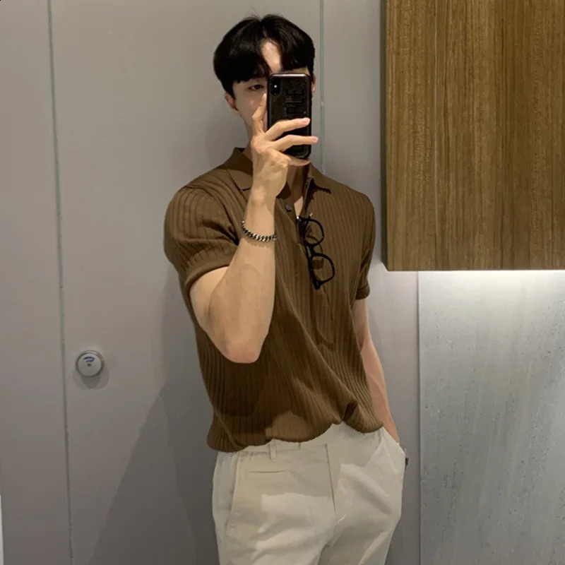 Summer casual fashion solid color knitted polo shirt Korean mens button up collar short sleeved street clothing rib 240824