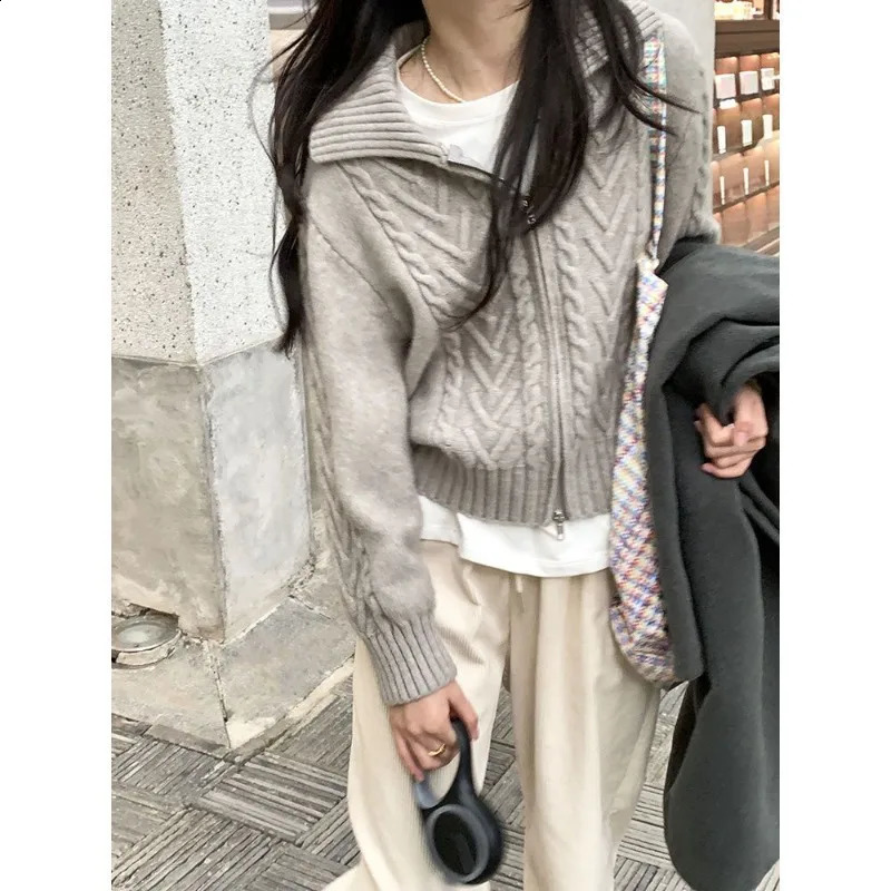 Vintage Gray Zipper Cardigan Sweaters Women Casual Korean Style Knitted Jackets Elegant Old Money Aesthetic Knitwear 240824