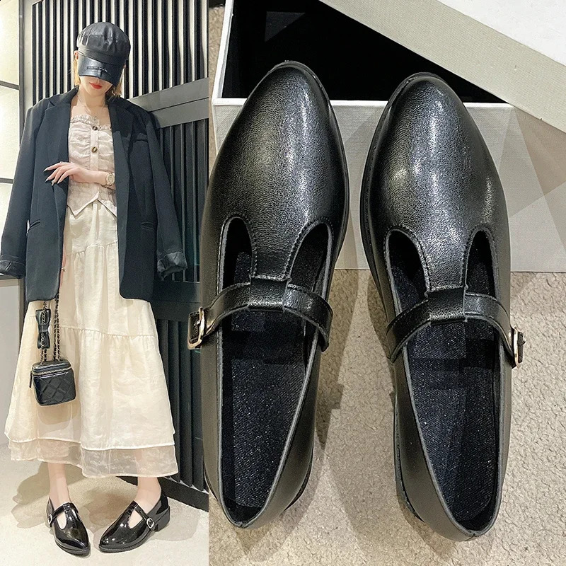 Ladies Shoes 2024 Spring/Summer Collection British Style Lazy Shoes Low High Heels Thick High Heels Womens Small Leather Shoes 240823