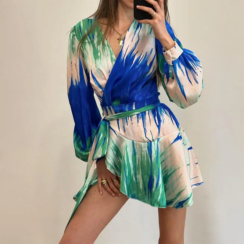 Fashion Pattern Printed Waist A-line Dress Autumn Womens V Neck Long Sleeved Party Dress Casual Ruffle Lace Up Mini Dresses 240813