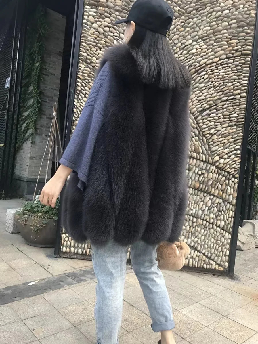 Womens high quality real fur vest 100 natural fashion coat jacket Genuine Leather coa 240823