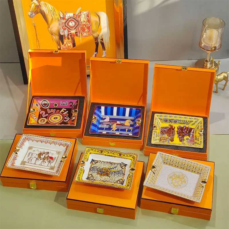 European Bone China Dining Home Creative Living Calfskin Sole Gift Box High End Ashtray Grey Tray X250108