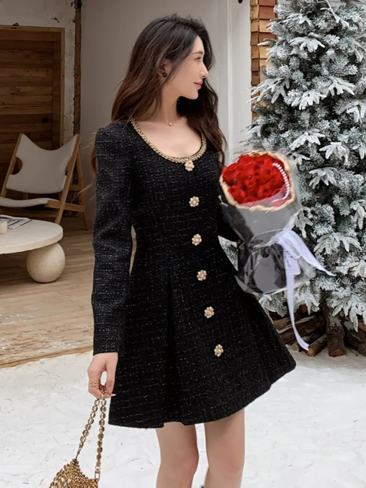 Beading Pearl Rhinestone Decoration Women Zipper Dress Classic Black Tweed O-Neck Female Long Sleeve Spring Mini Robe 240824